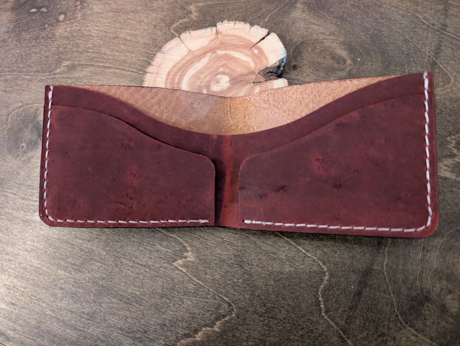 2 Card Bifold Wallet - Lizard embossed texture