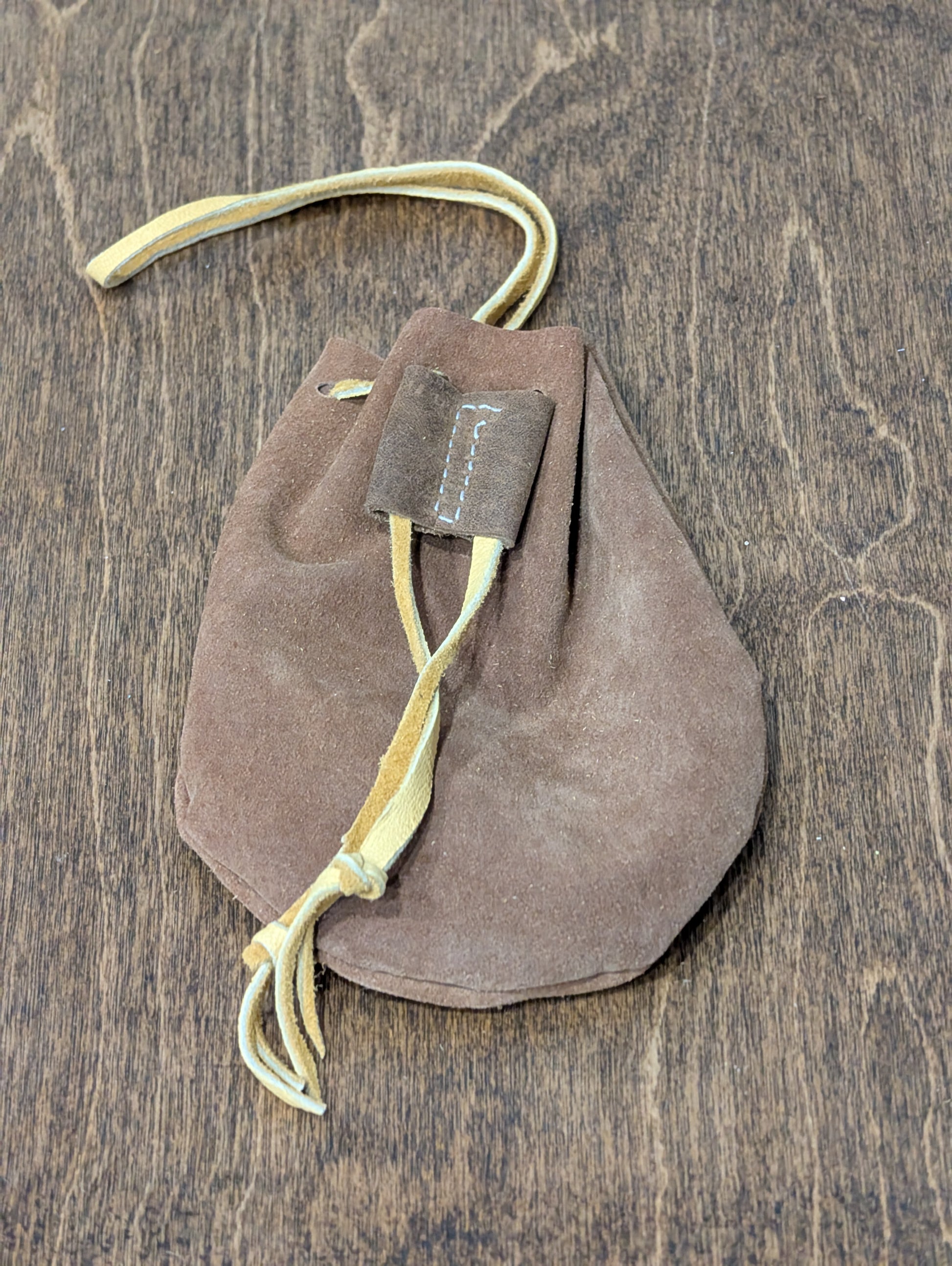 Belt coin pouch