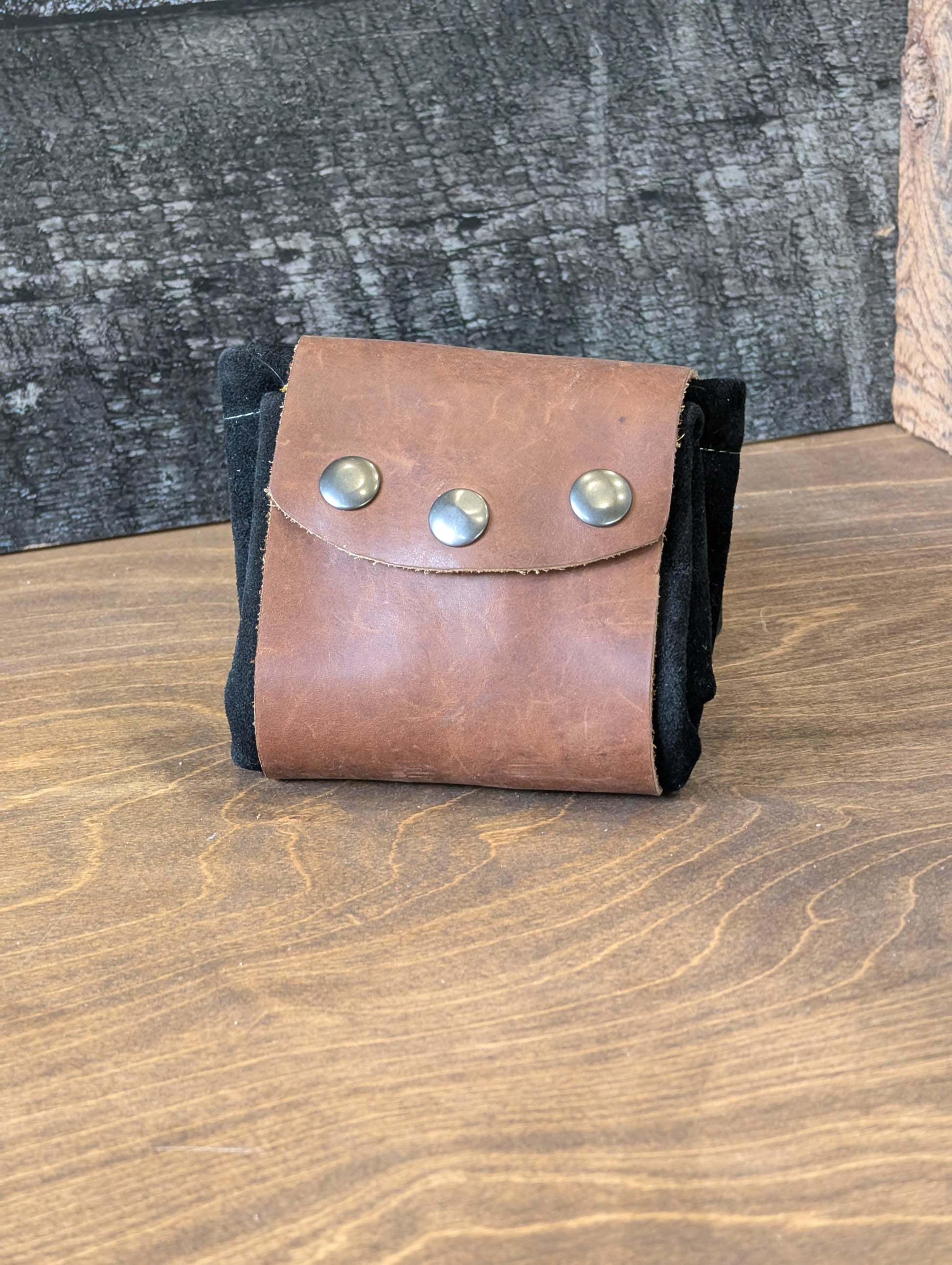 Leather Foragine Bag - The Leather Wizard