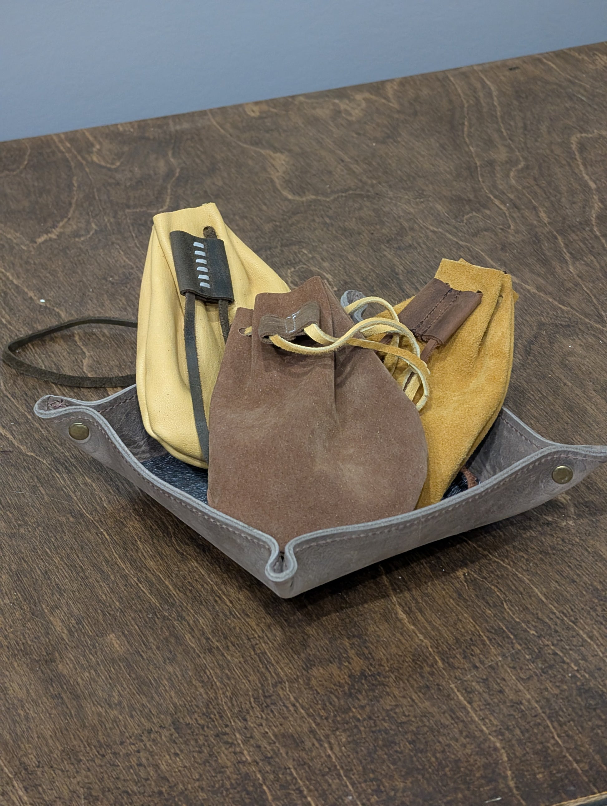 Belt coin pouch
