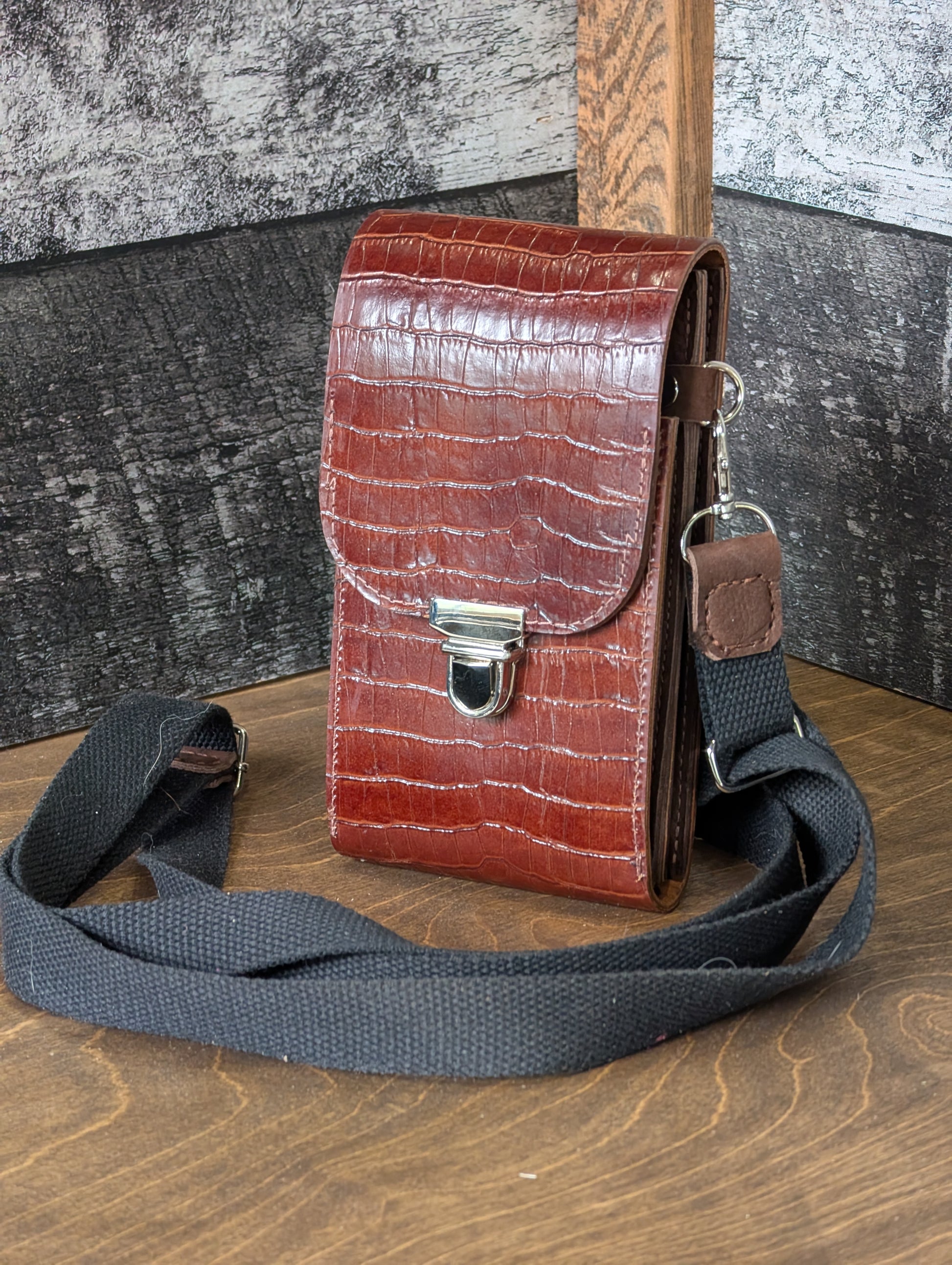 Cross Body Cell Phone Case - Alligator Textured